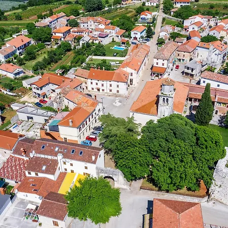 Capadinka - Happy Apartmán Barban